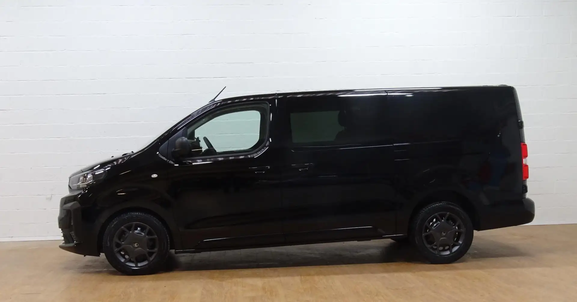 Citroen Jumpy XL 2.0 BlueHDi 180 S&S EAT8 DC Zwart - 2