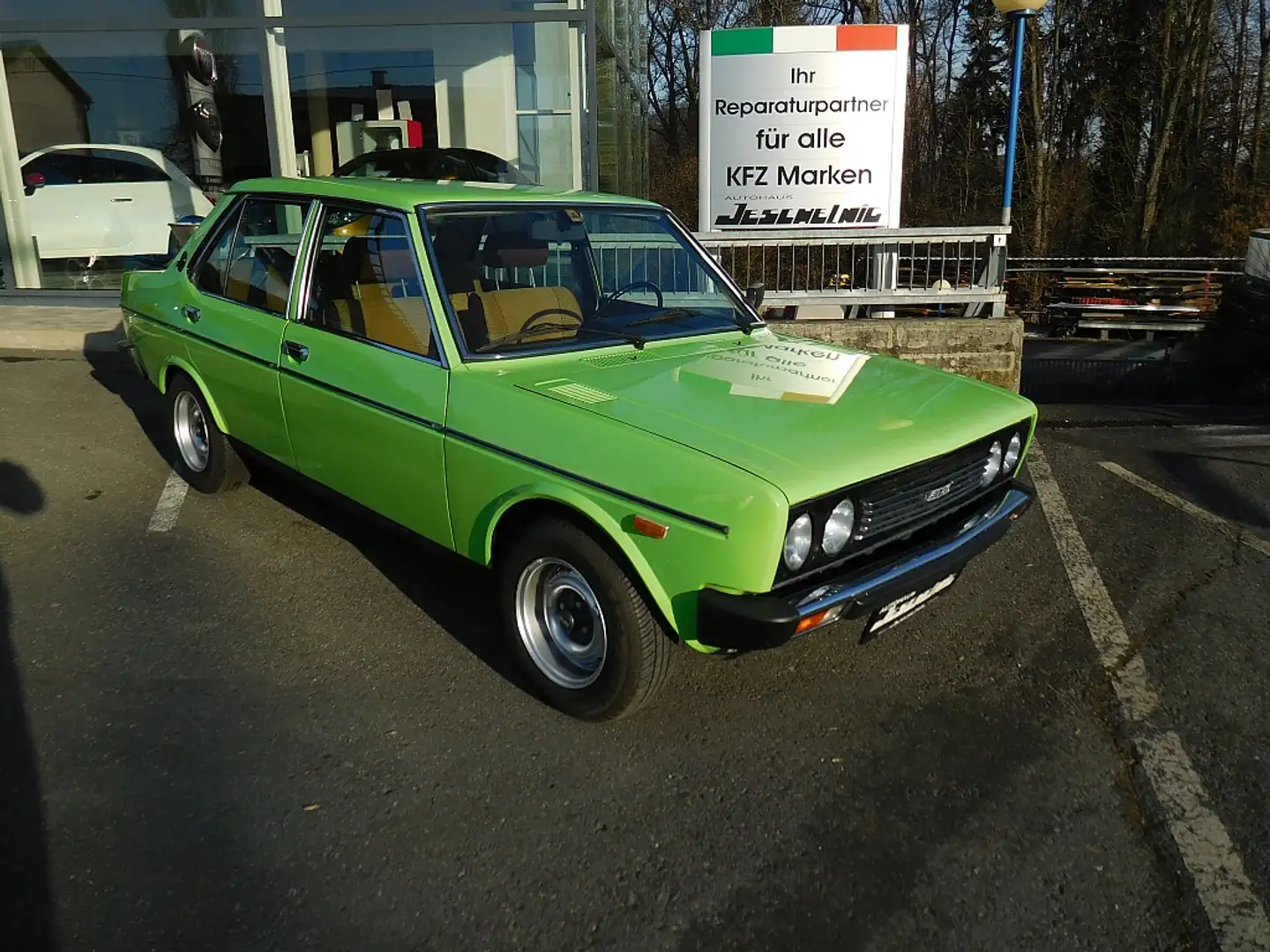 Fiat 131 1300 Groen - 1