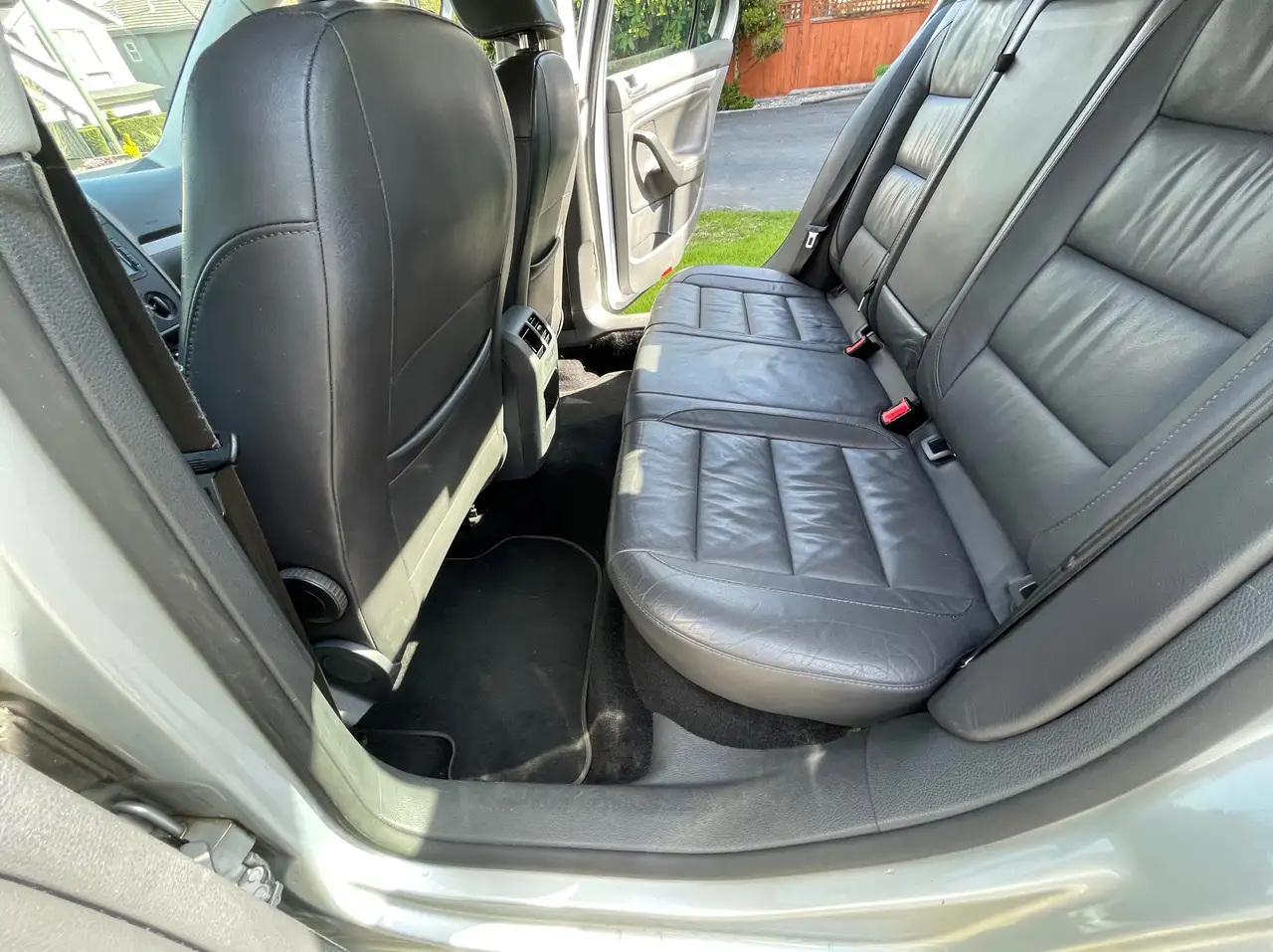 Volkswagen Jetta снимка Volkswagen Jetta
