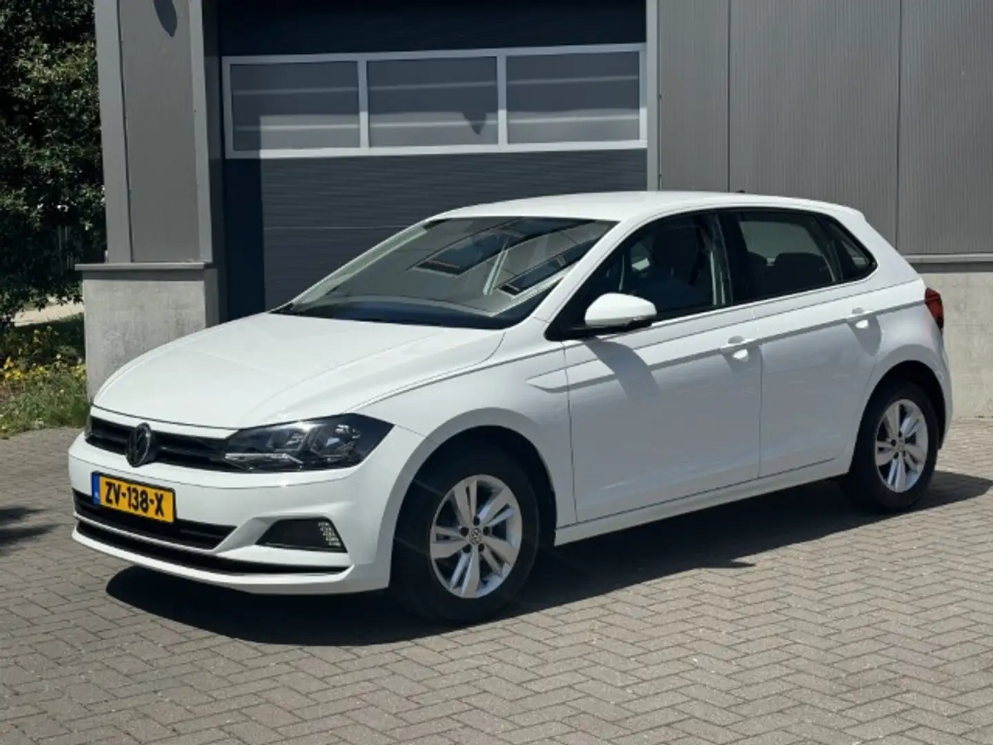 Volkswagen Polo 1.0 TSI 70 kw Beats virtual cockpit Wit - 1