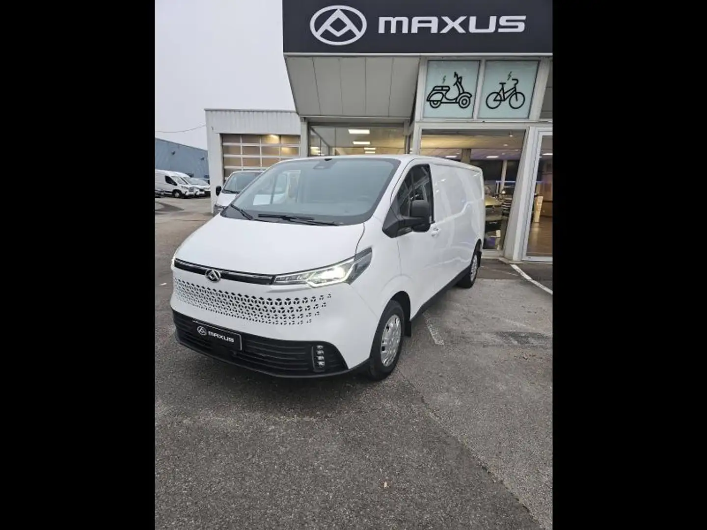 Maxus Deliver7 L2H1 150ch Argent - 1