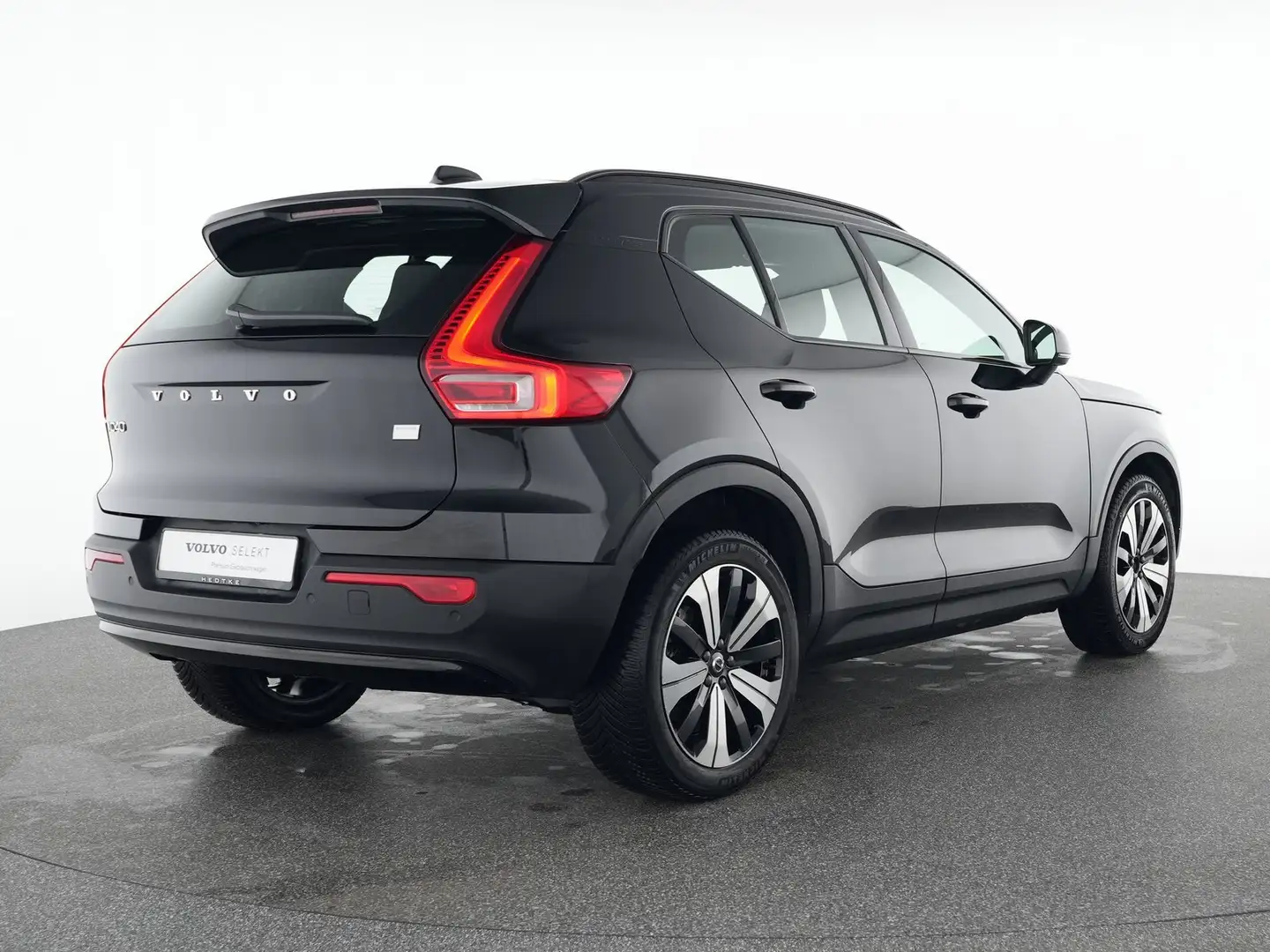 Volvo XC40 Recharge Single Motor Core 19"+WINTER-PAKET Schwarz - 2