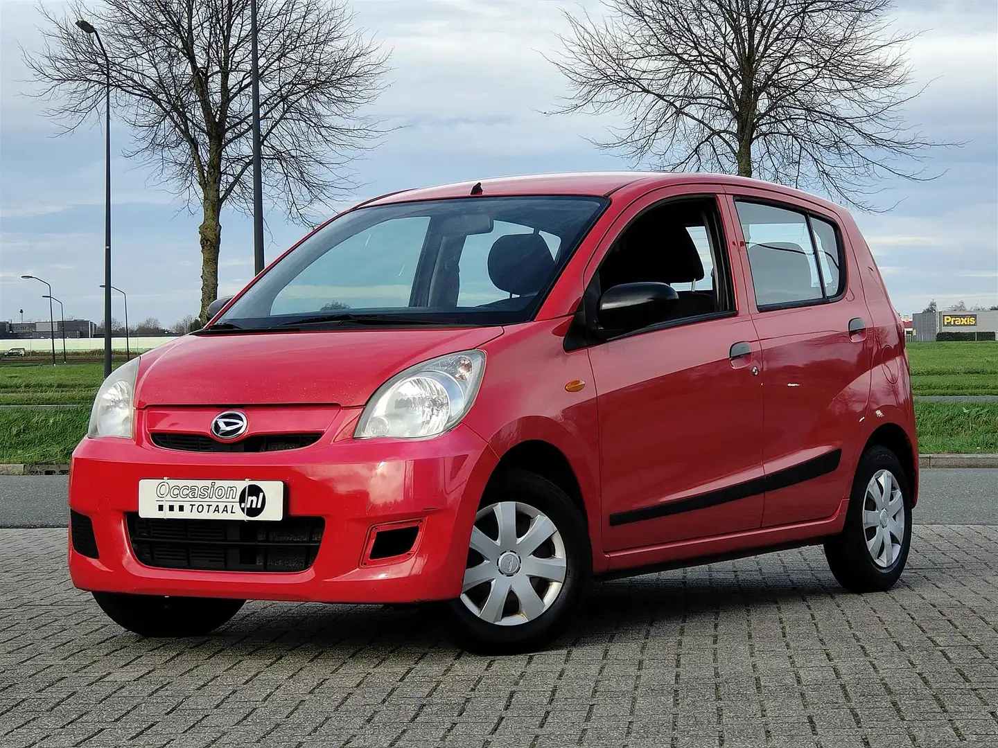 Daihatsu Cuore 1.0 Clever Rood - 1