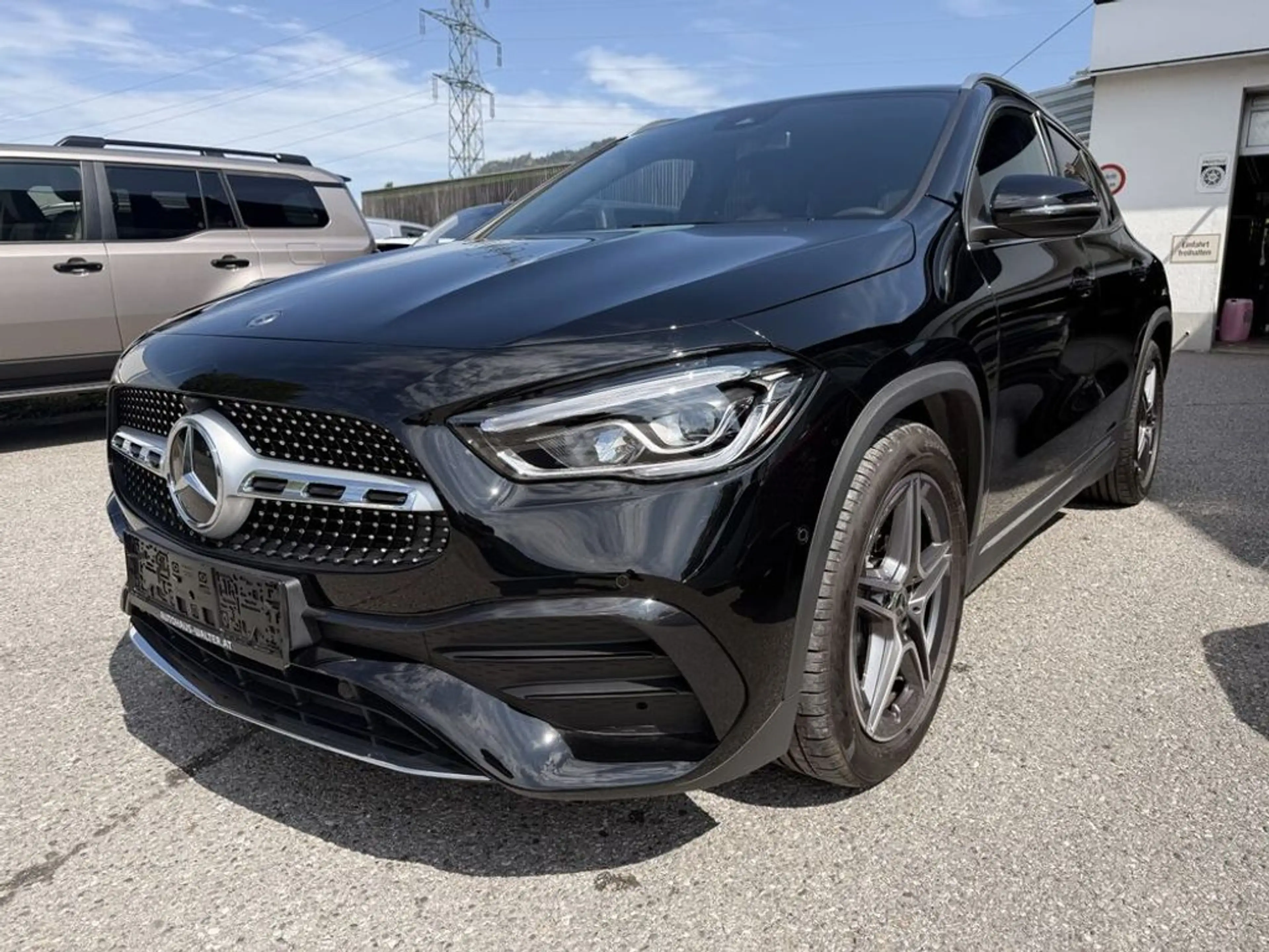 Mercedes-Benz GLA 200 d 4Matic Allrad Diesel (H247) — photo 3