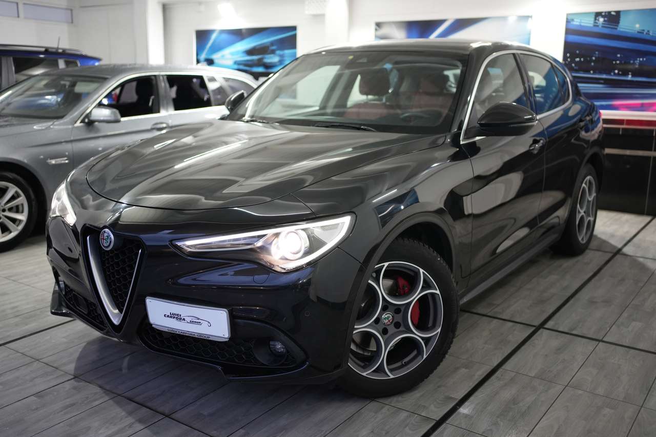 Alfa Romeo Stelvio 2.2 Turbodiesel 180 CV AT8 RWD Executive