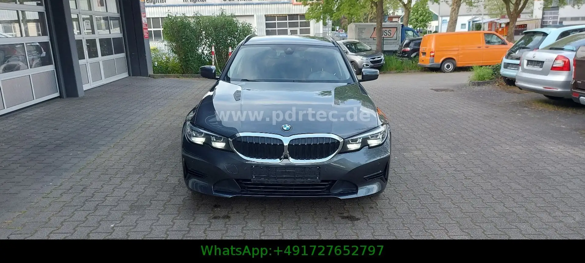 BMW 320 d*Touring*Automatik*Volldigital Tacho*Live C Grau - 2