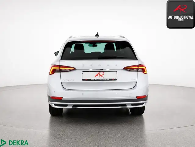 Skoda Octavia view 4