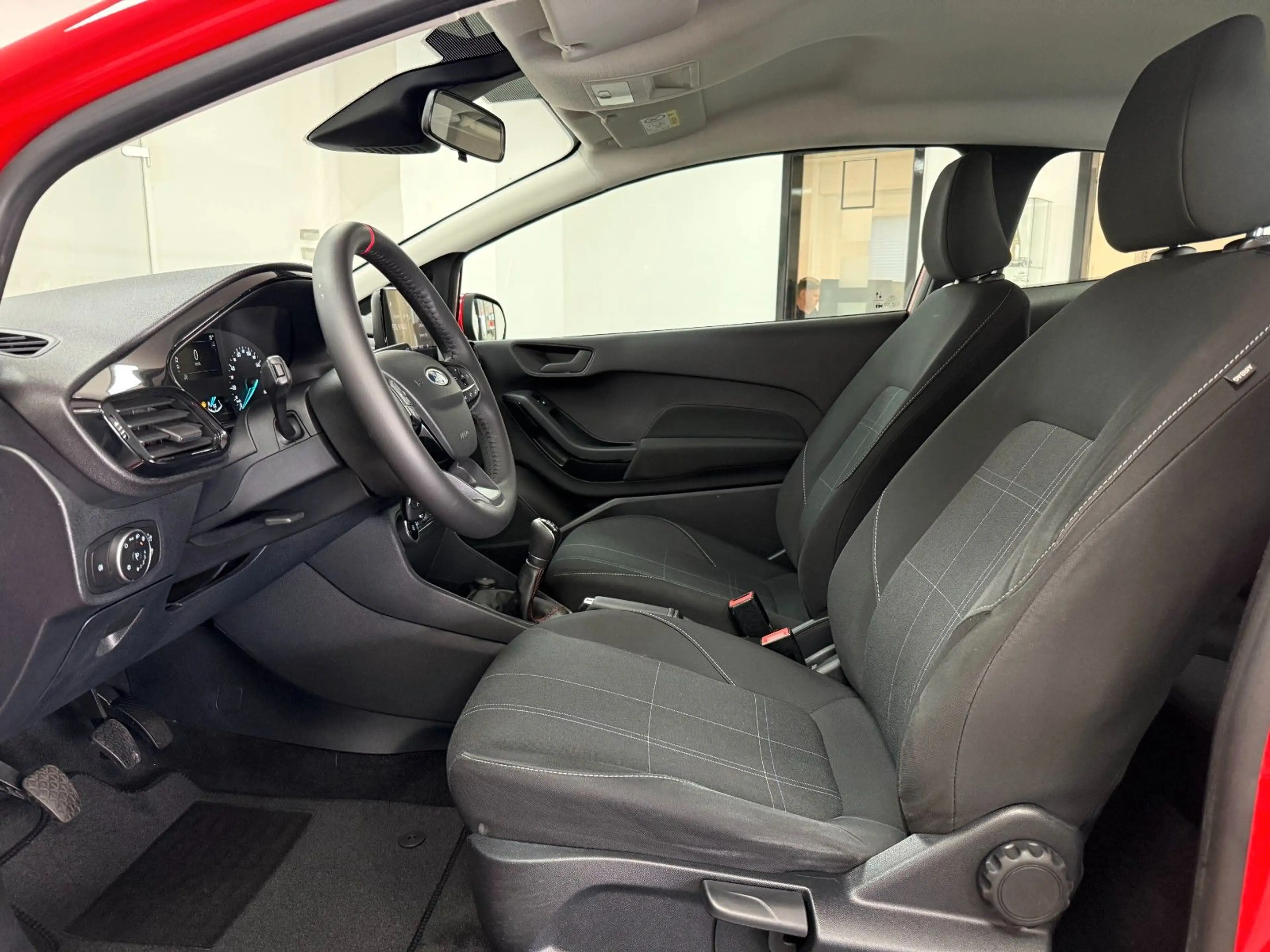 Ford Fiesta Cool & Connect/SPUR/DAB/CARPL/TEMP/SPORT — photo 7