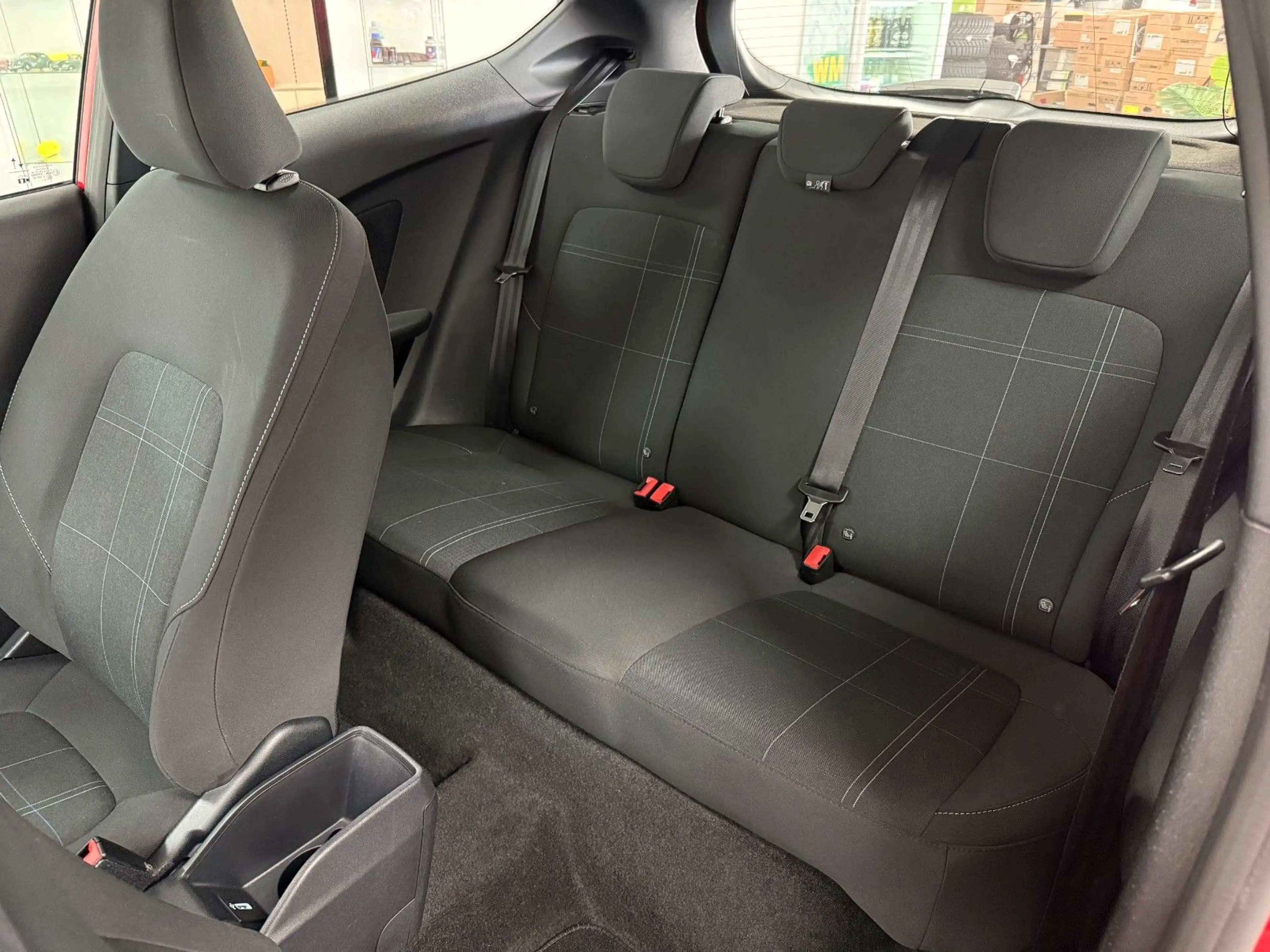 Ford Fiesta Cool & Connect/SPUR/DAB/CARPL/TEMP/SPORT — photo 12
