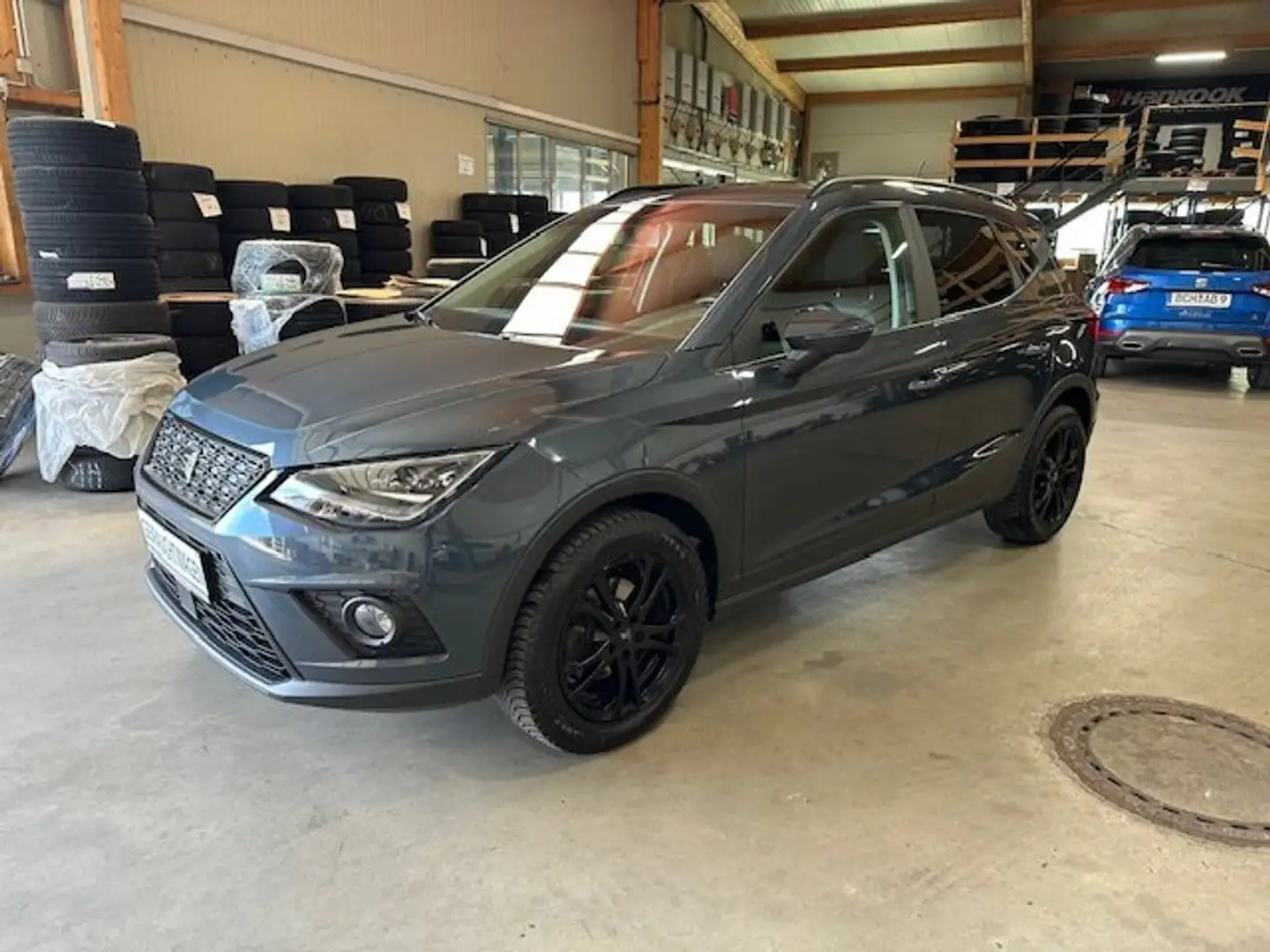 SEAT Arona Style Grijs - 2