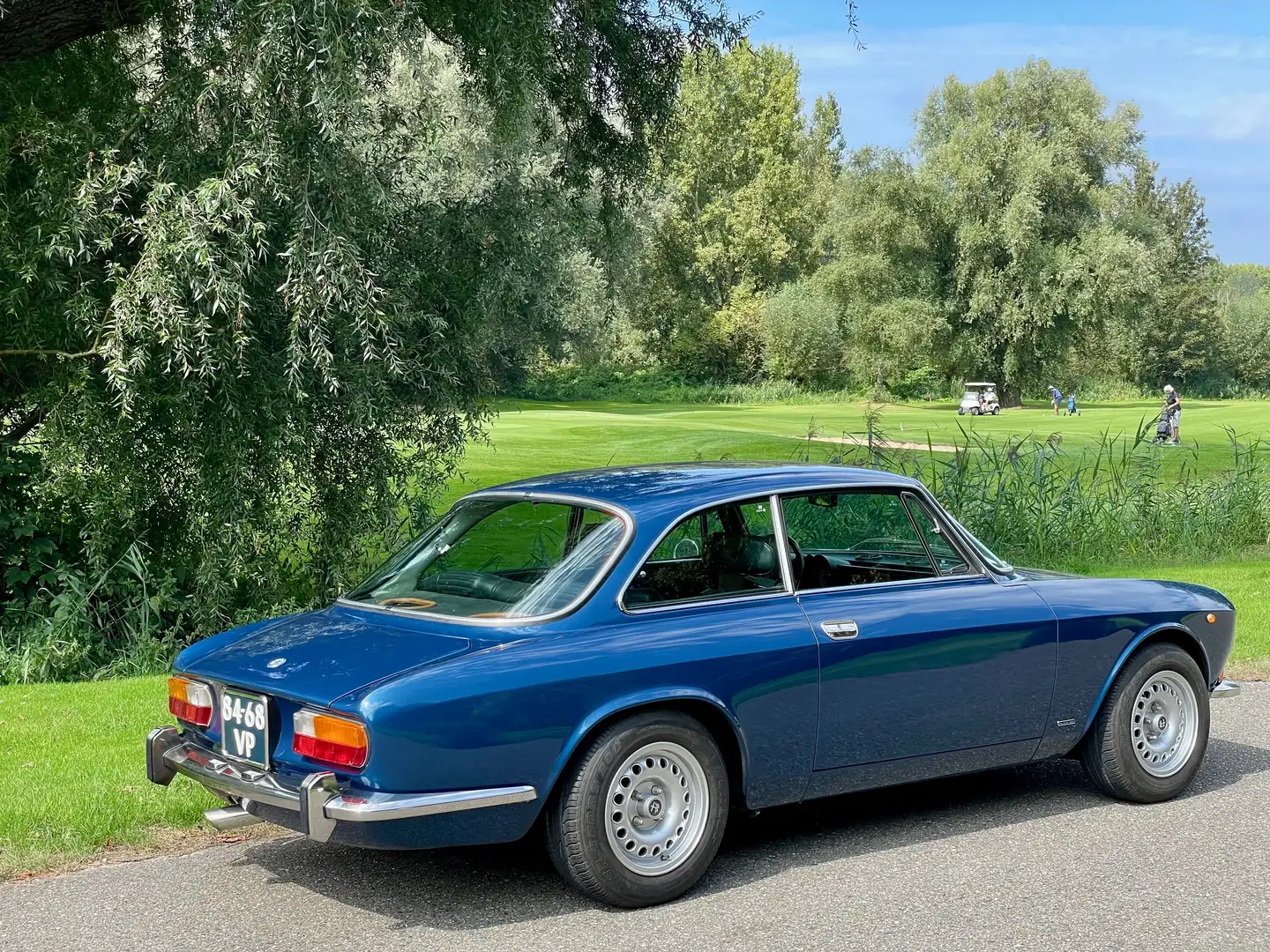 Alfa Romeo 2000 GT Veloce uit 1973:  GERESERVEERD ! Albastru - 2