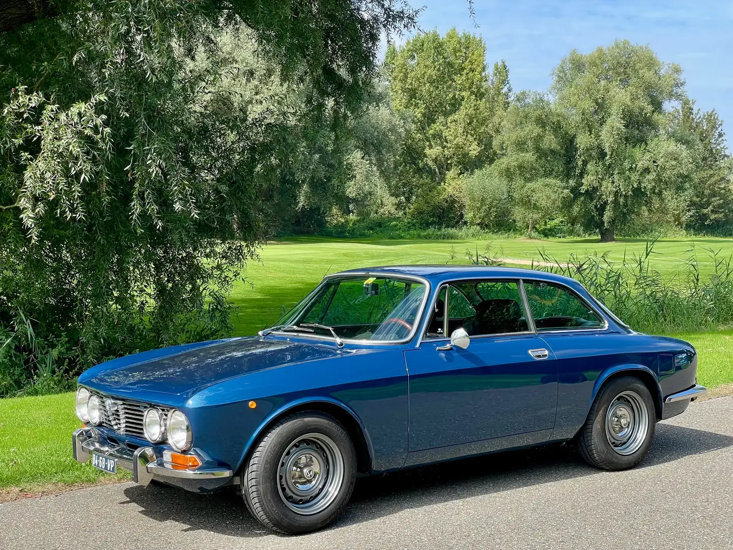 Alfa Romeo 2000 GT Veloce uit 1973:  GERESERVEERD ! Albastru - 1
