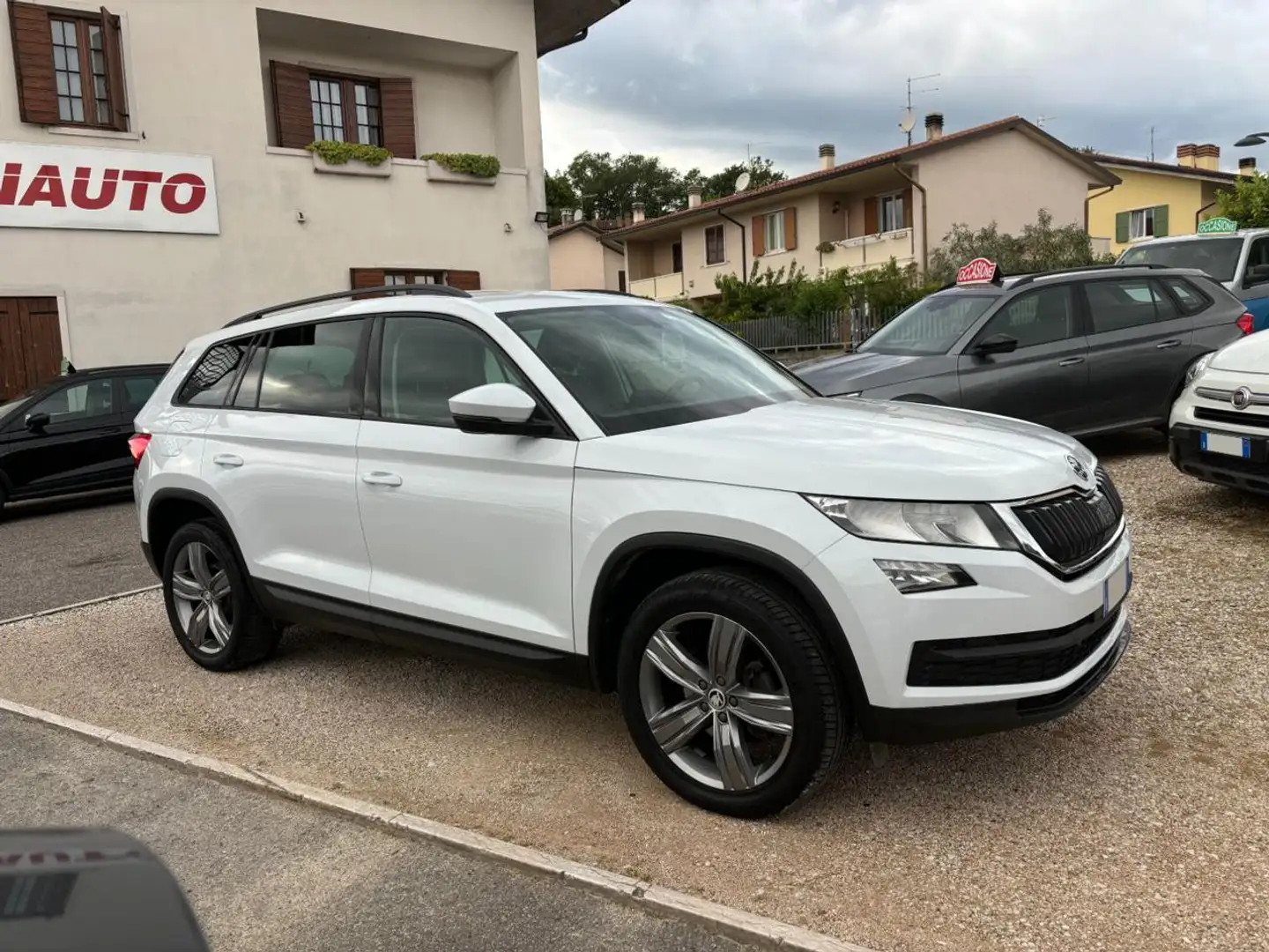 Skoda Kodiaq 2.0 TDI SCR DSG Executive Blanc - 2