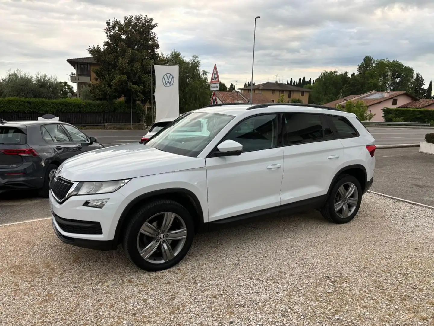 Skoda Kodiaq 2.0 TDI SCR DSG Executive Blanc - 1