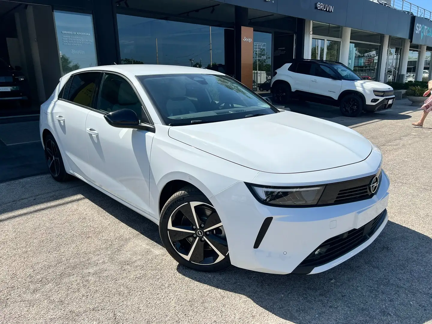 Opel Astra 1.6 phev Elegance s Blanc - 2