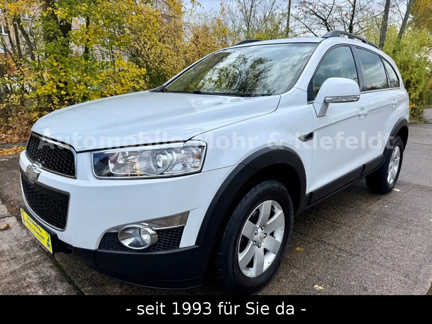 Chevrolet Captiva 2.4 LT 2WD*7SITZE*NAVI*T-LEDER*GRA*CAM* Weiß - 1