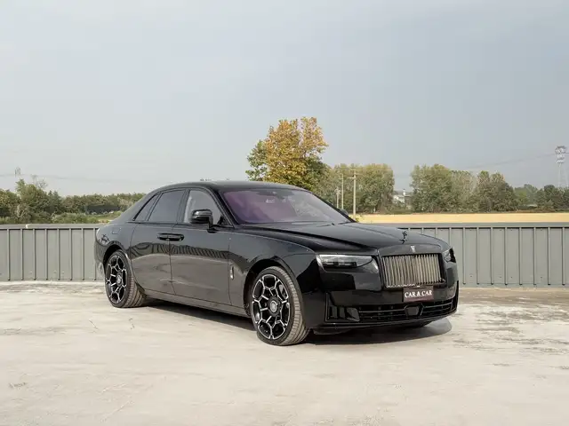 Rolls-Royce Ghost Black Badge 6.75 V12 auto