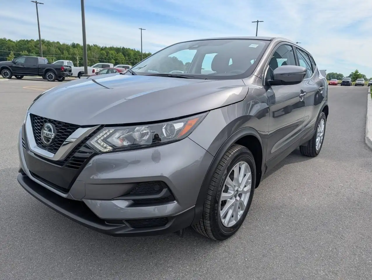 Nissan Qashqai photo Nissan Qashqai