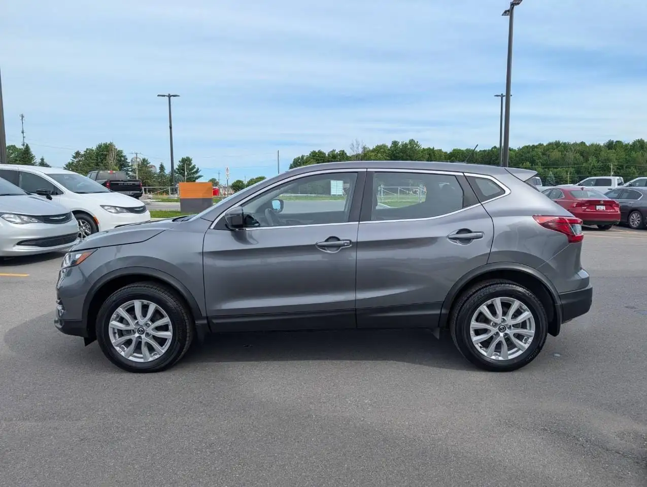 Nissan Qashqai photo Nissan Qashqai