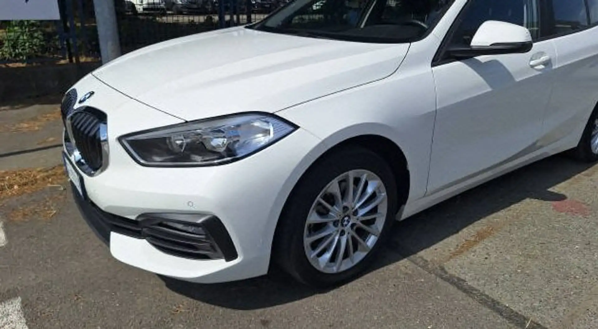 BMW 118 Serie 1 F40 118d Advantage auto Bianco - 1
