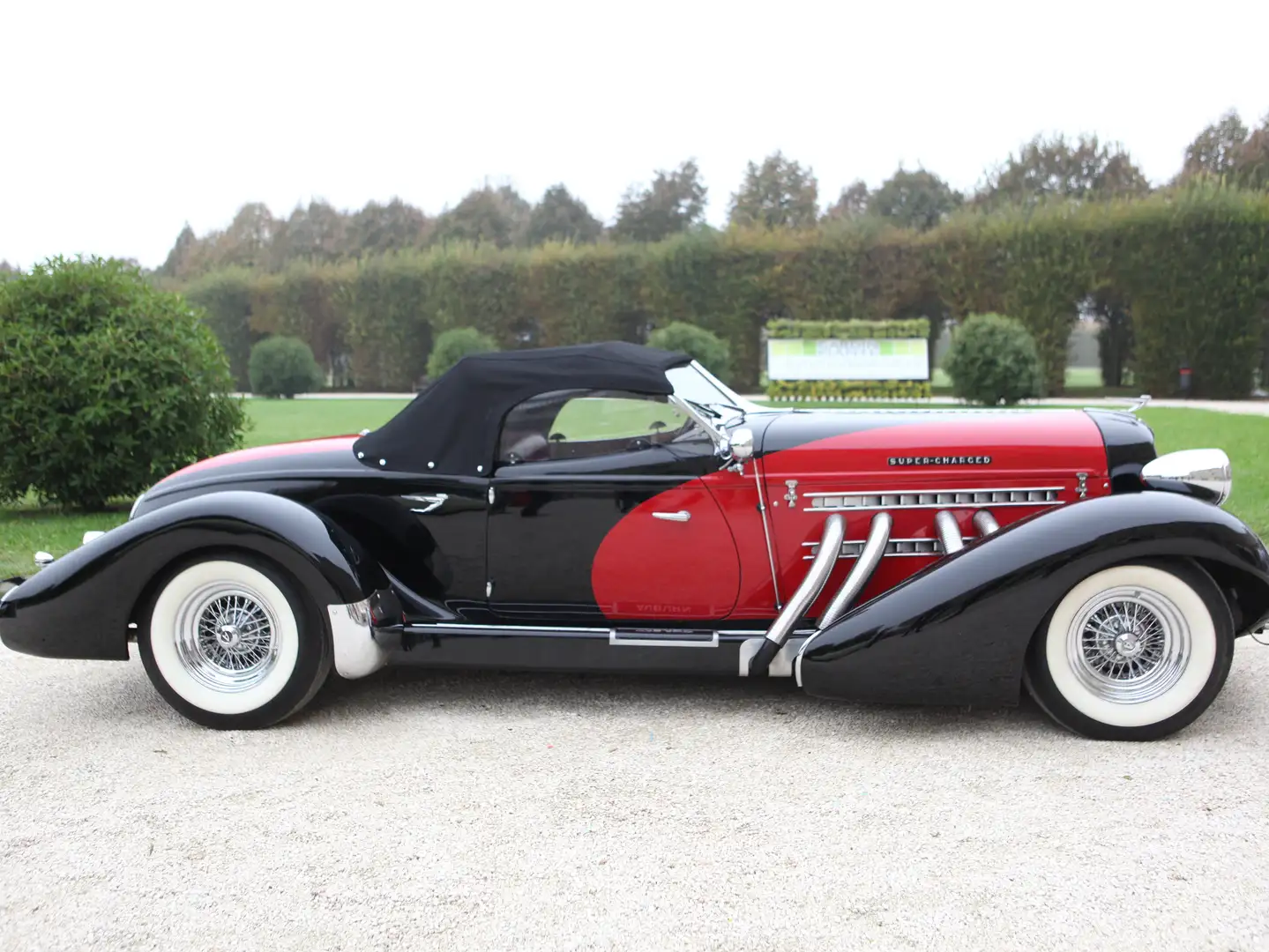 Oldtimer Auburn Speedster Boattail Rosso - 2