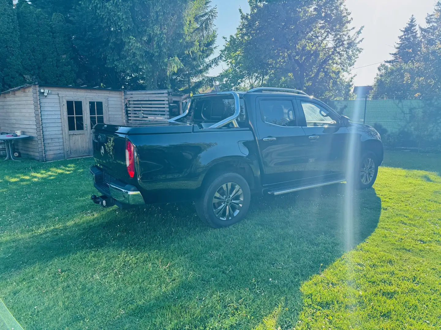 Mercedes-Benz X 250 4matic POWER Automatik/AHK/360° Kamera Schwarz - 2