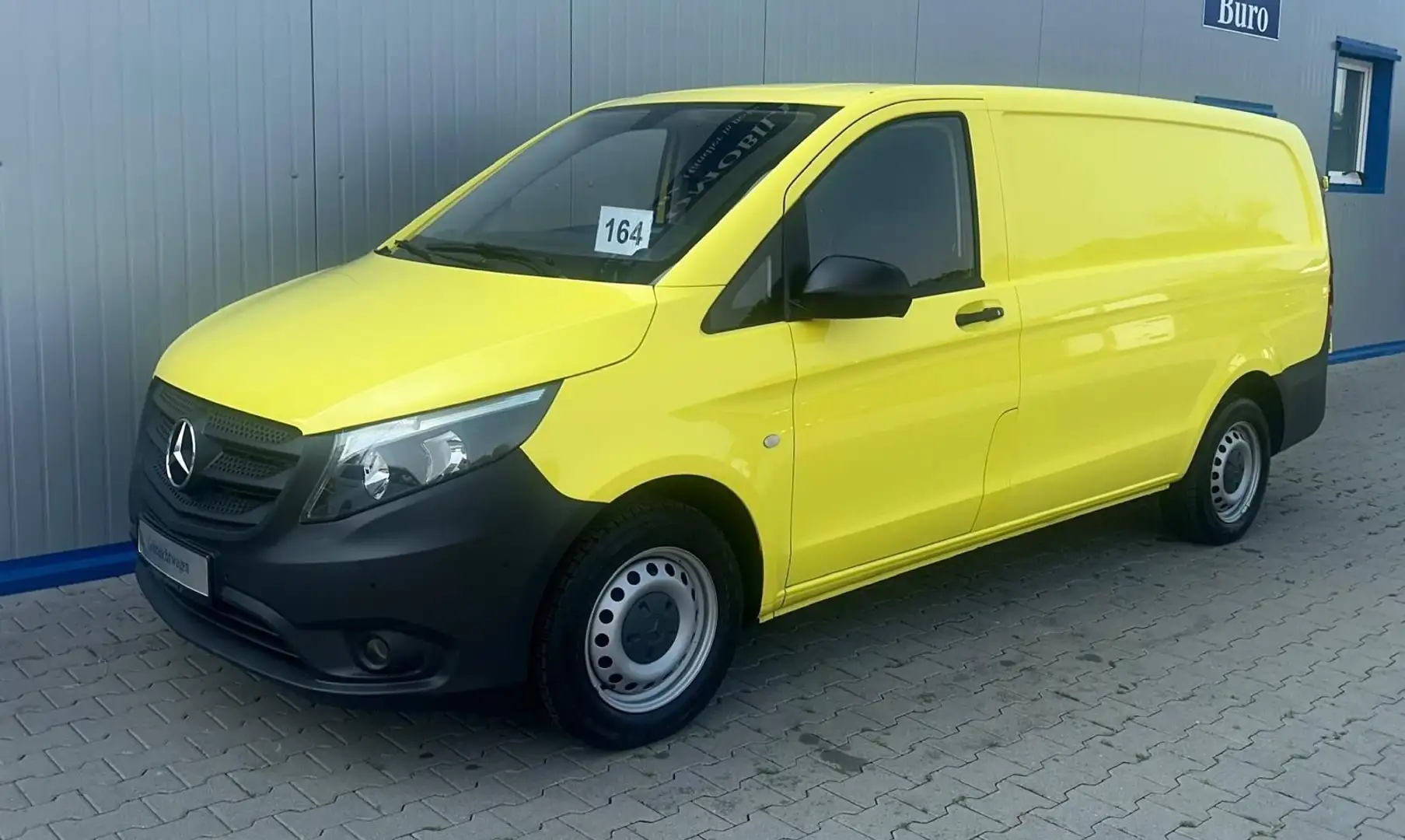 Mercedes-Benz Vito 114 LANG AUTOMATIK WEBASTO KAMERA AHK 3SITZ Gelb - 1