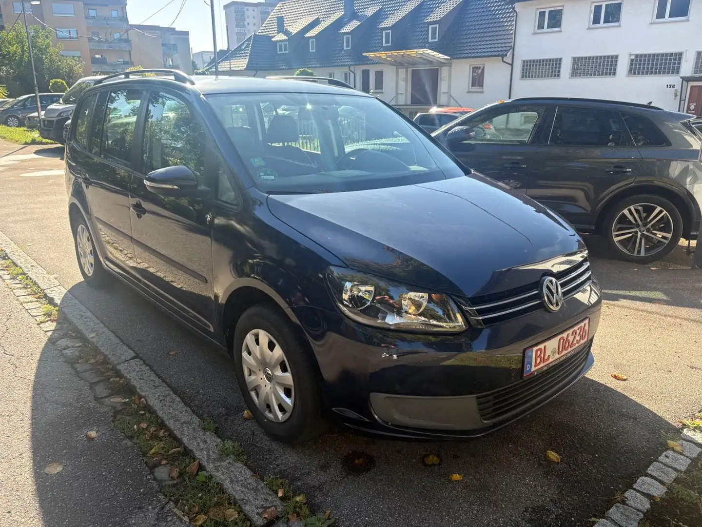 Volkswagen Touran Trendline BMT EURO 5 Blau - 2
