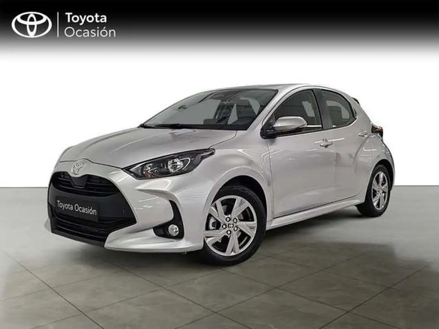Toyota Yaris 120H 1.5 Active Plus Gris - 1