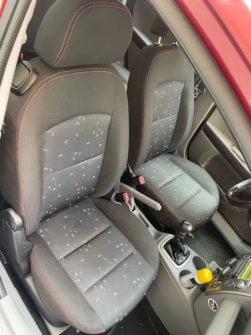 Mazda 2 1.25i 16v Si Rojo - 2