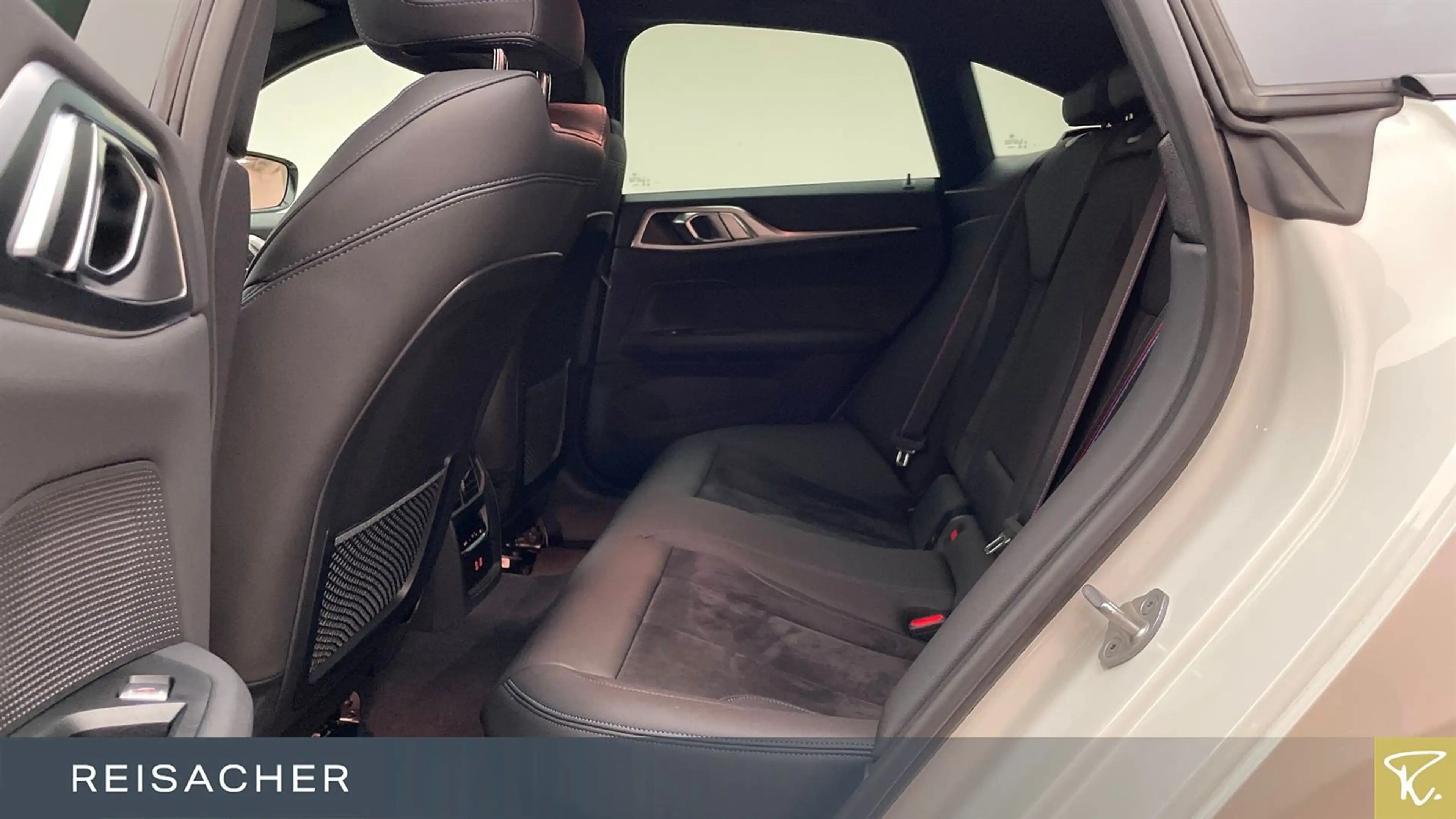 BMW i4 A eDrive35 Gran Coupé — photo 8