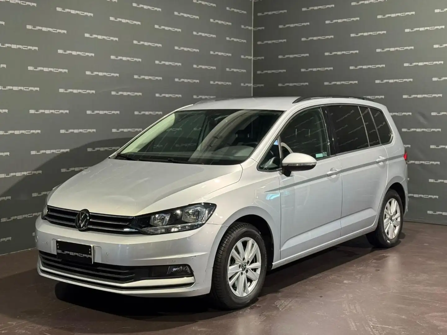 Volkswagen Touran 2.0 TDI 150 CV SCR DSG Business 7 POSTI Argento - 1