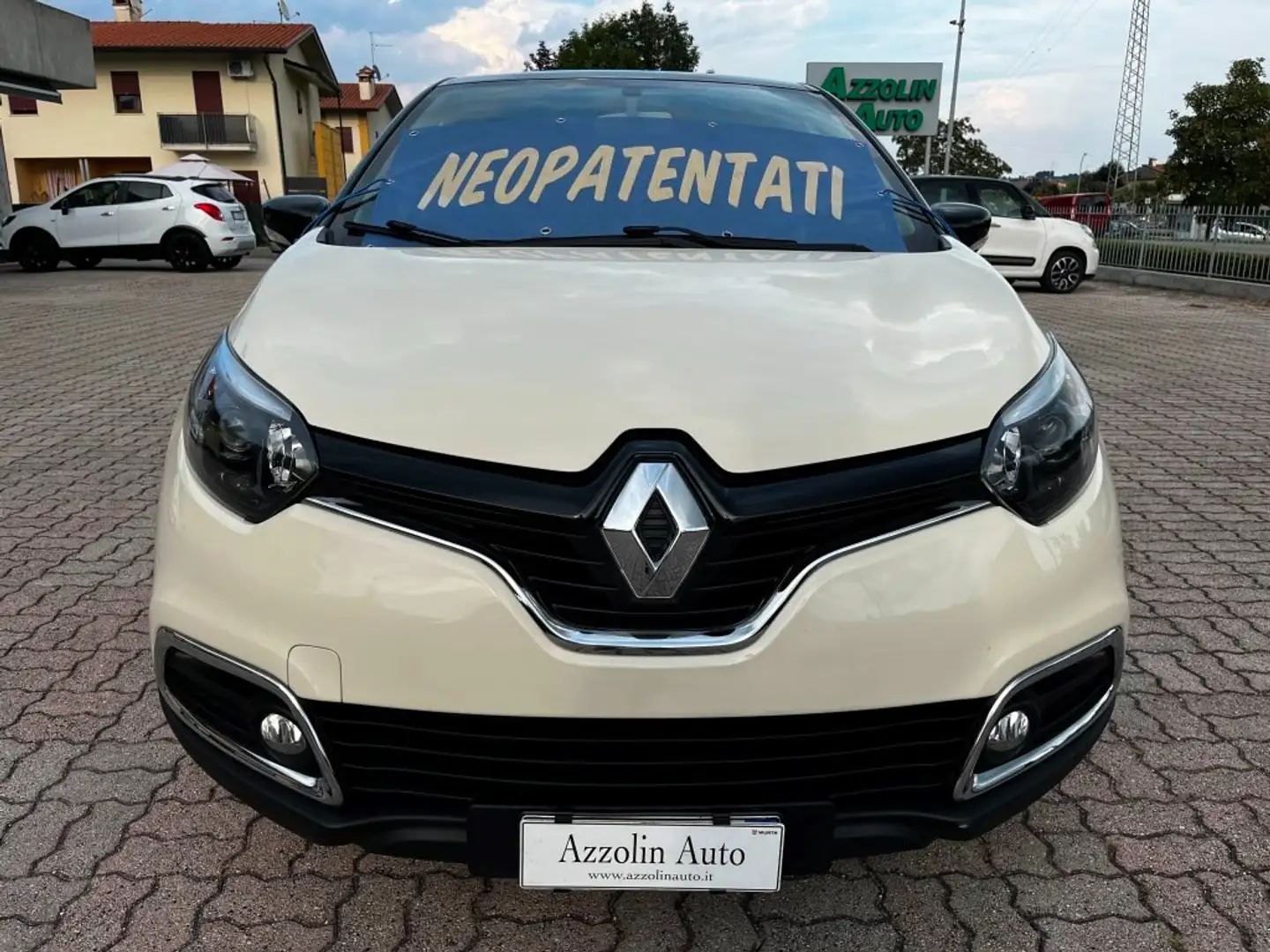 Renault Captur 1.5 DCI UNICA MANO SI A NEOPATENTATI Бежевий - 2