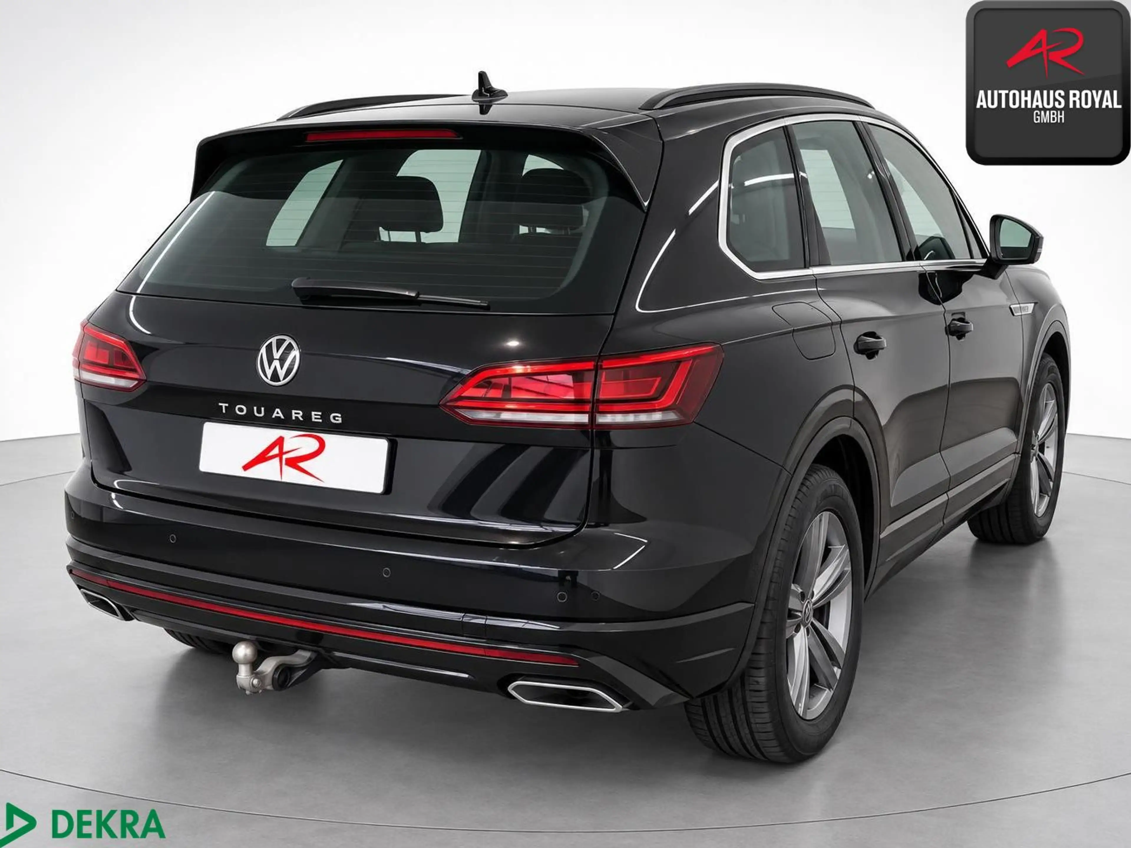 Volkswagen Touareg 3.0 TDI 4M R LINE HUD,STANDHZ,DYNAUDIO — photo 3