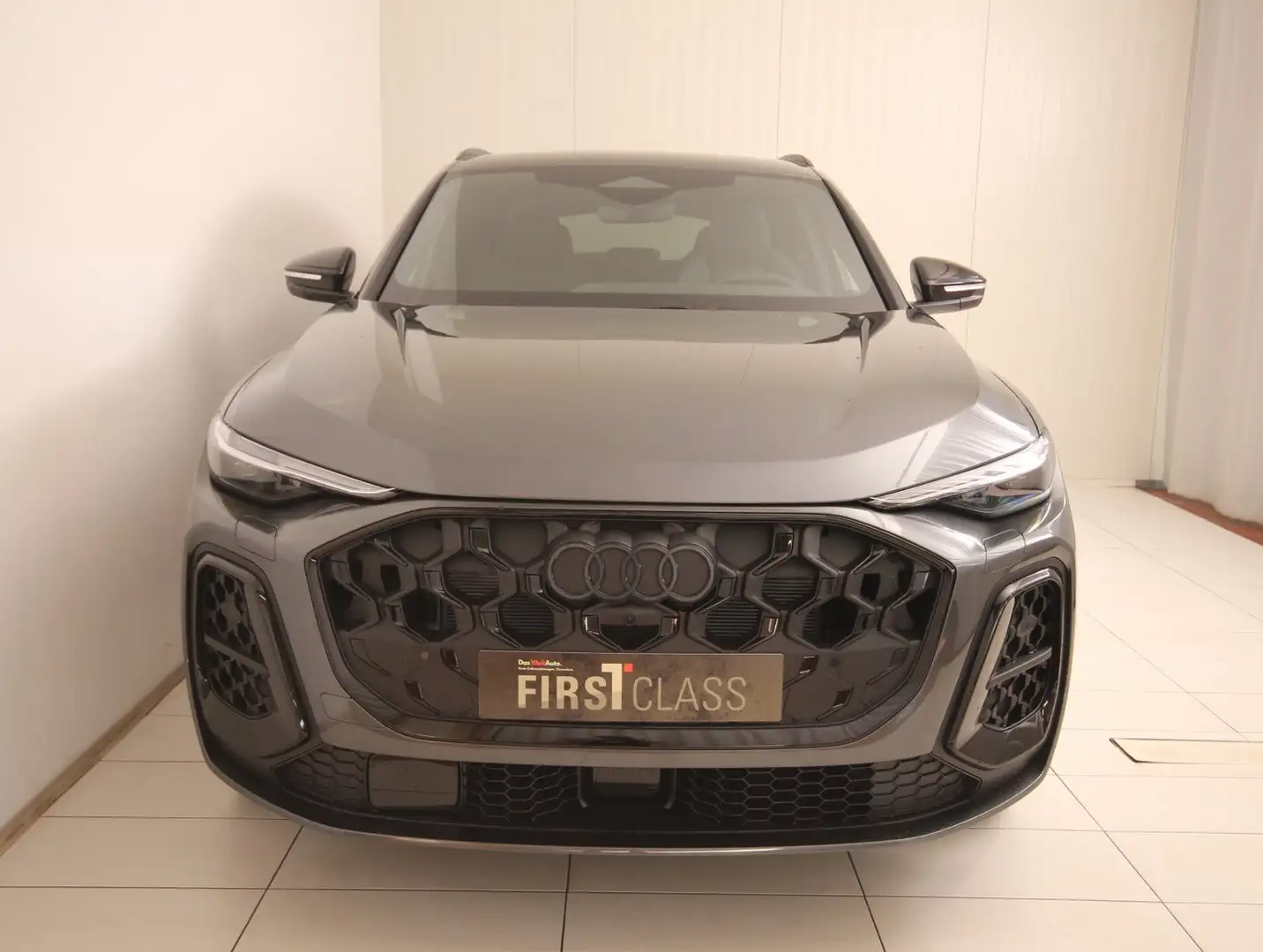 Audi Q5 TDI quattro 150 kW Grau - 2