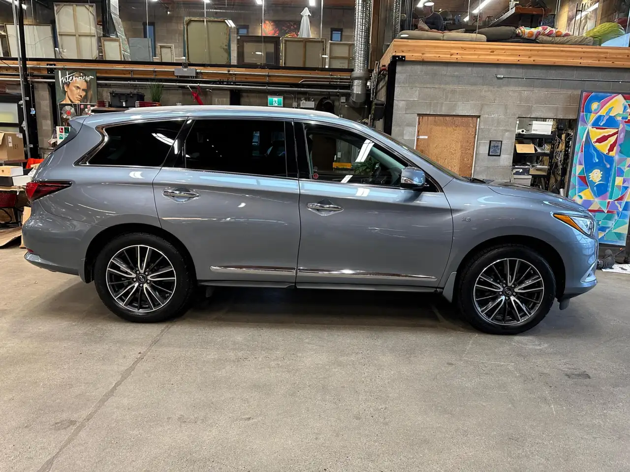 Infiniti QX60 снимка Infiniti QX60
