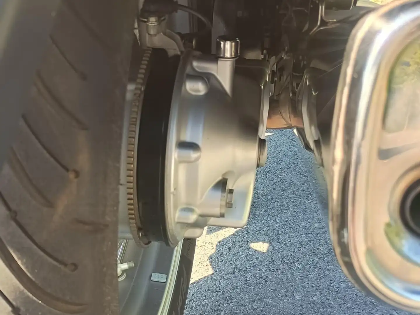 Honda Pan European 1300 Gris - 2