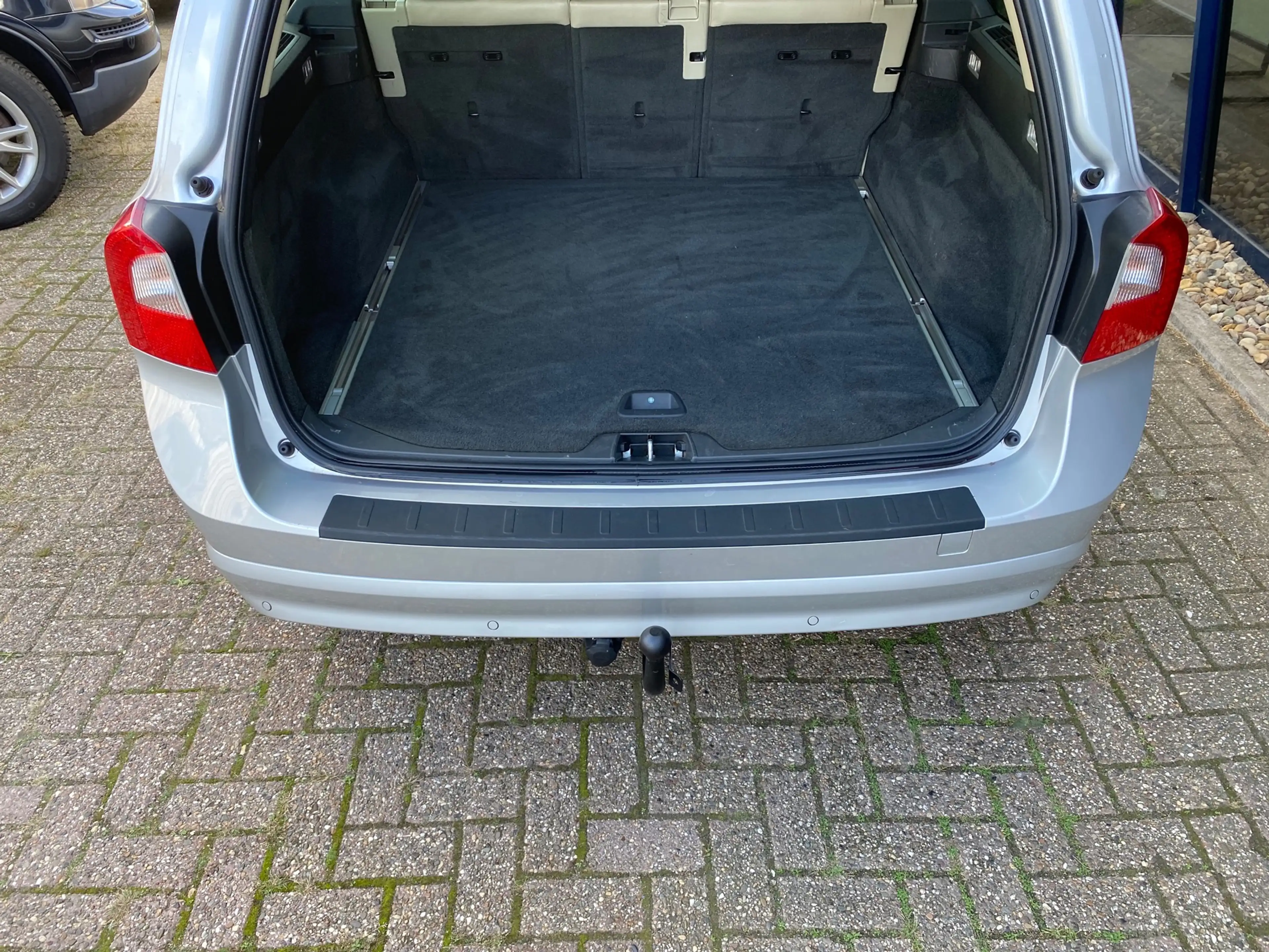 Volvo V70 2.0F Automaat Summum LEER / XENON / TREKHAAK — photo 12