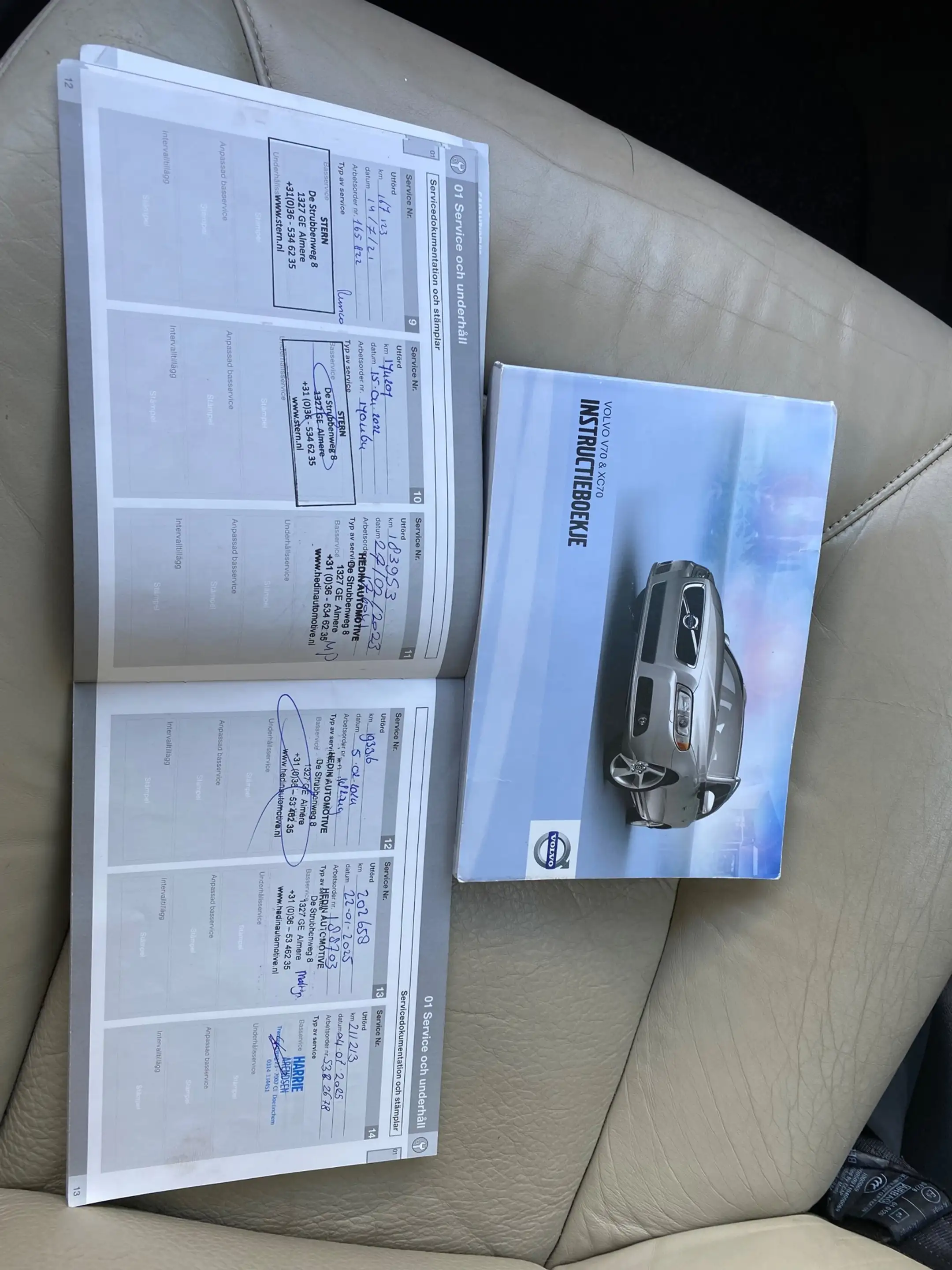 Volvo V70 2.0F Automaat Summum LEER / XENON / TREKHAAK — photo 18