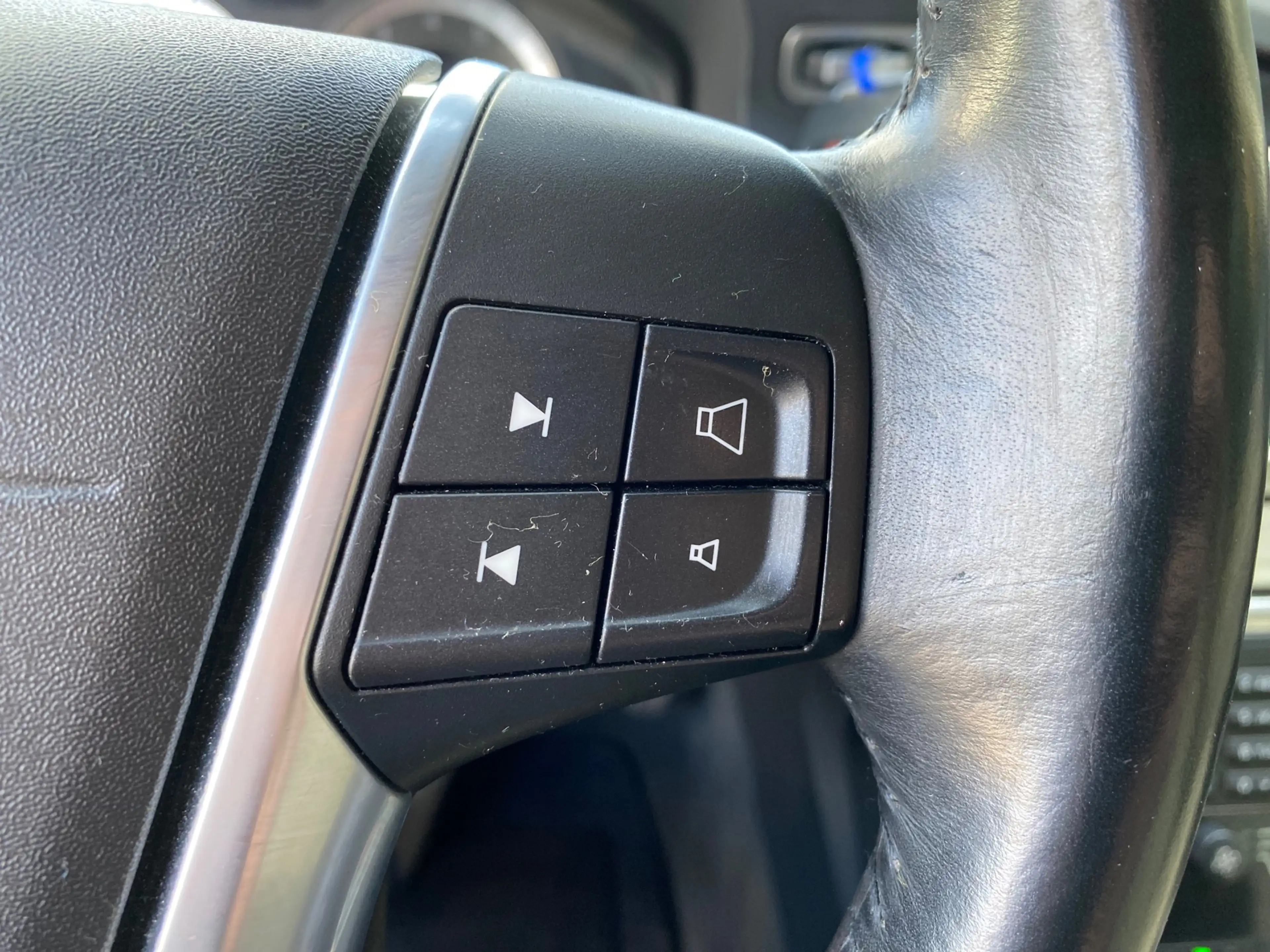 Volvo V70 2.0F Automaat Summum LEER / XENON / TREKHAAK — photo 16