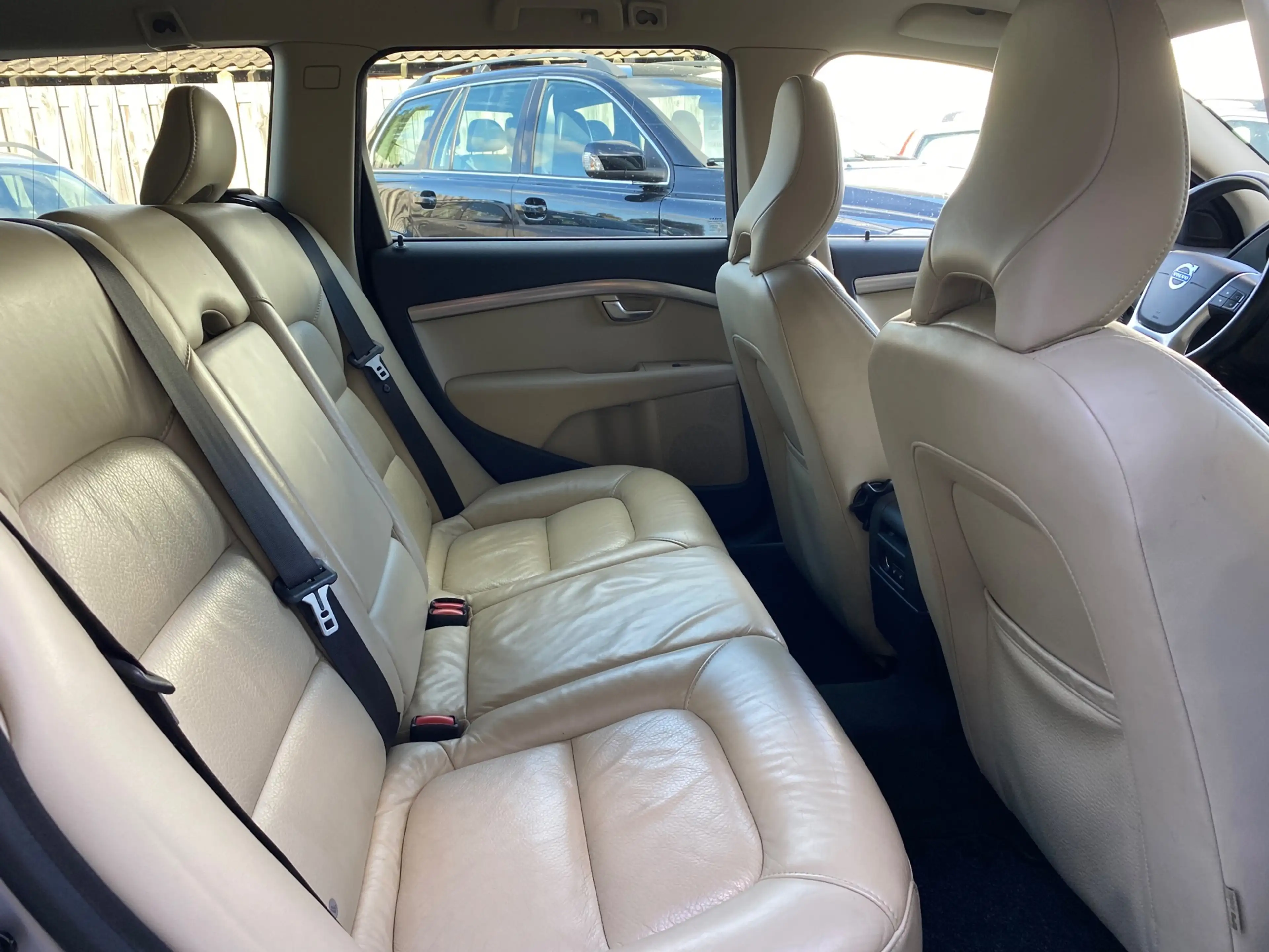 Volvo V70 2.0F Automaat Summum LEER / XENON / TREKHAAK — photo 11