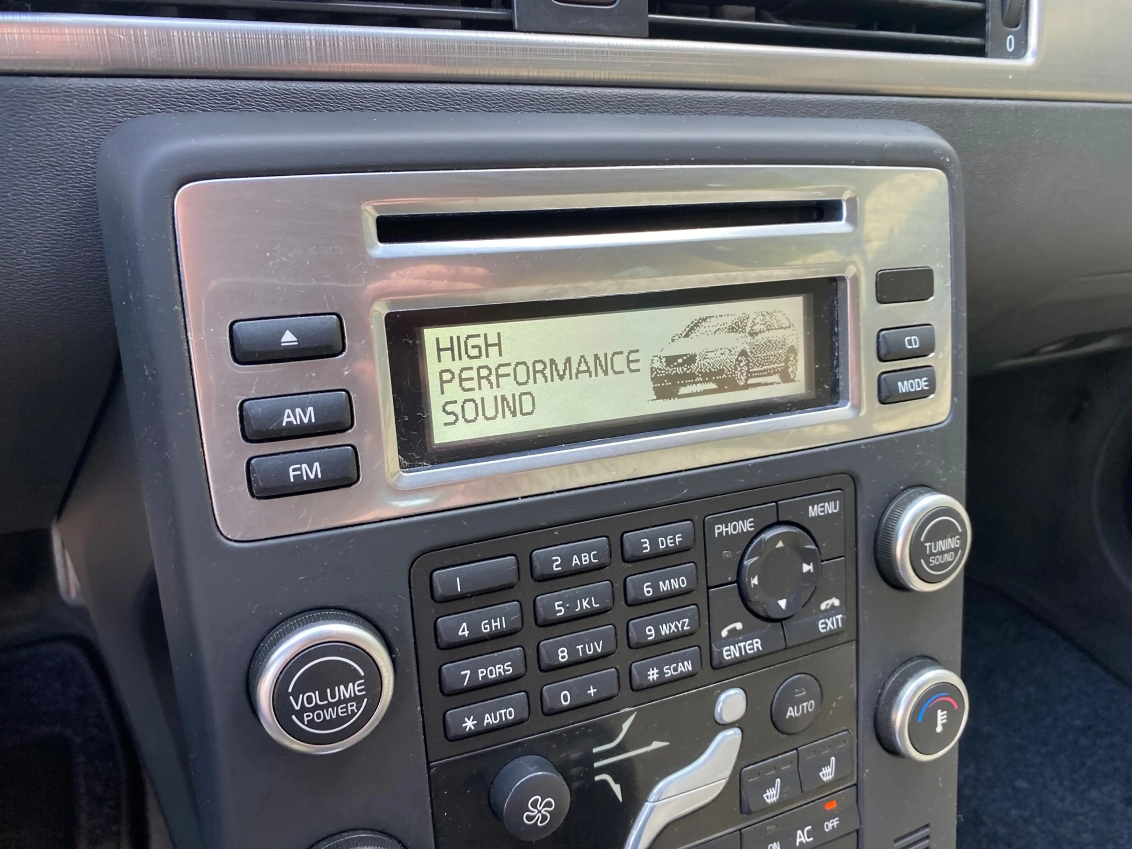 Volvo V70 2.0F Automaat Summum LEER / XENON / TREKHAAK — photo 17