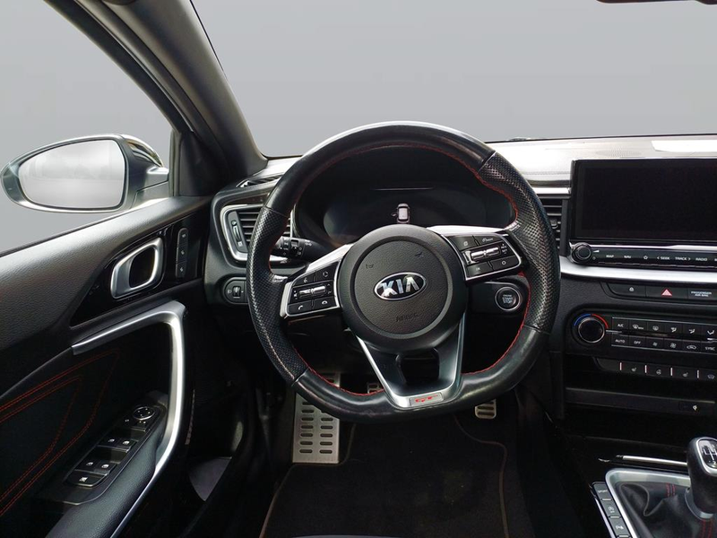 Kia ProCeed / pro_cee'd ProCeed GT 1.6 TGDI LED SITZHZG GJR NAVI LED — photo 12