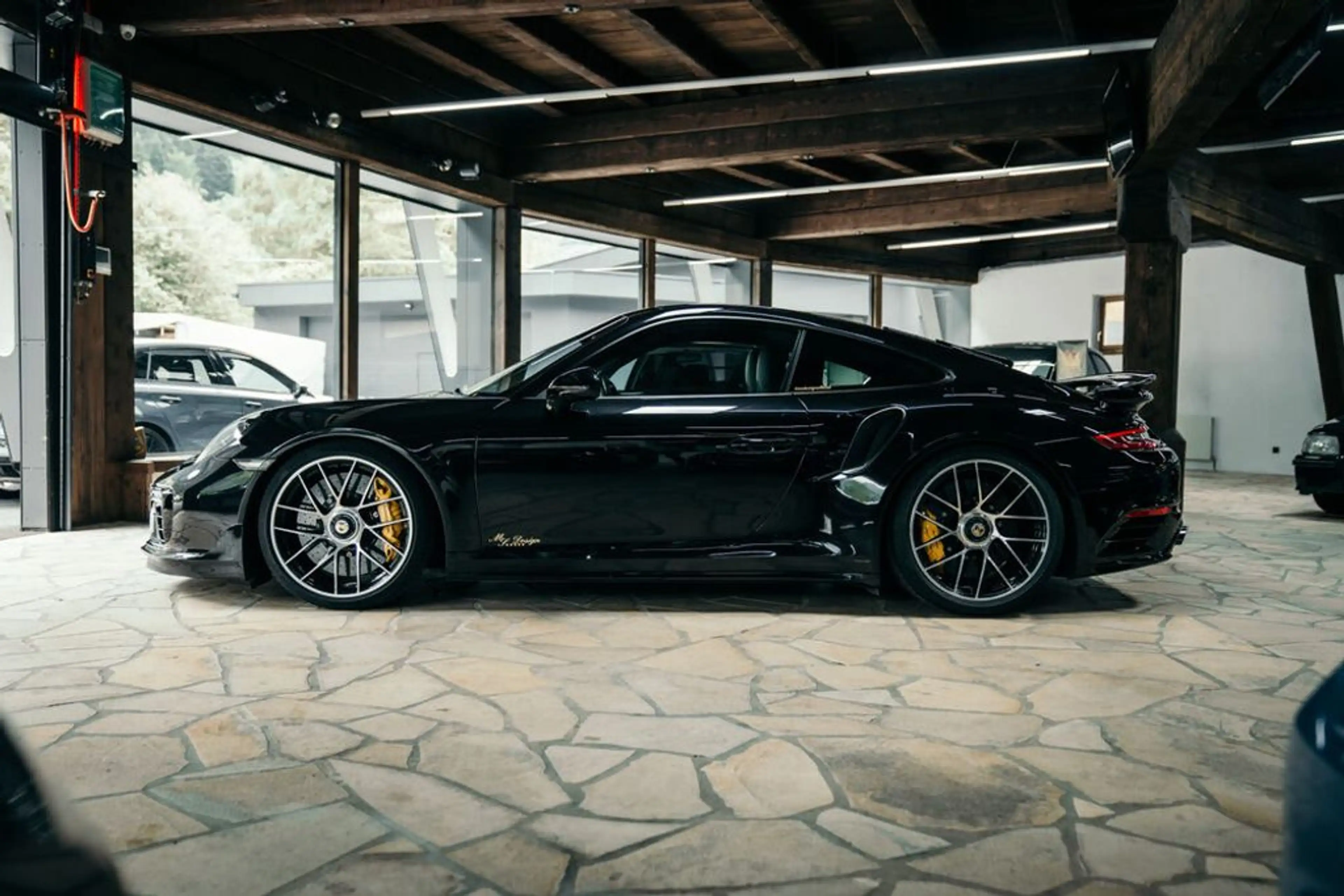 Porsche 911 Turbo S *LIFT*MWST*PCCB*AERO PAKET* — photo 8