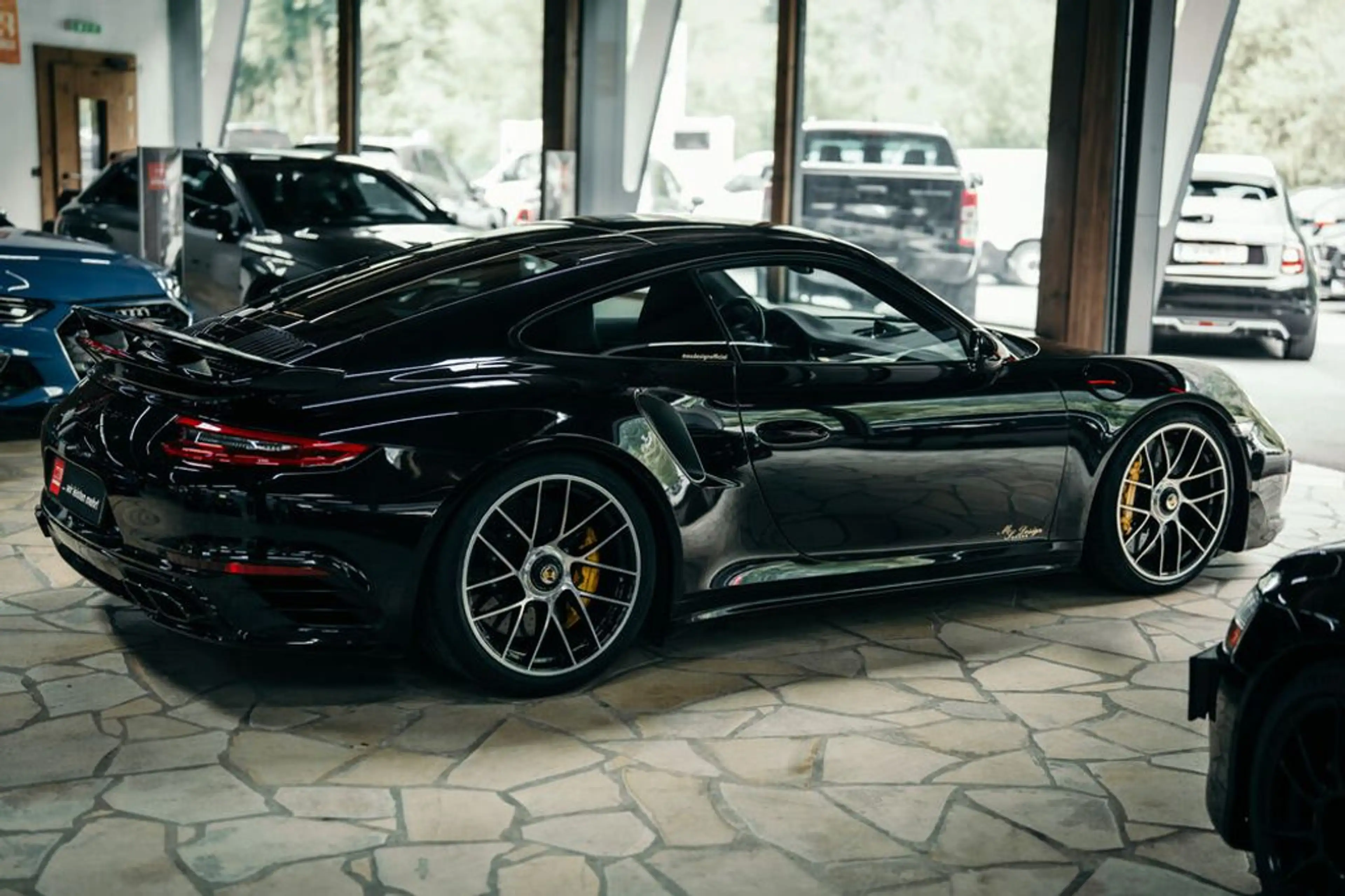 Porsche 911 Turbo S *LIFT*MWST*PCCB*AERO PAKET* — photo 3