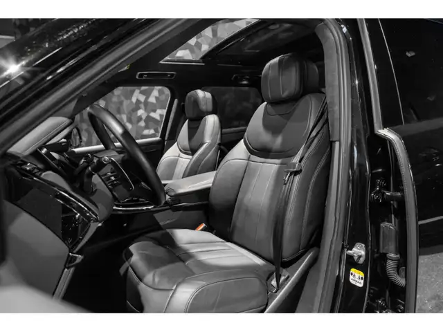 Land Rover Range Rover Sport view 9