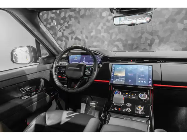 Land Rover Range Rover Sport view 13