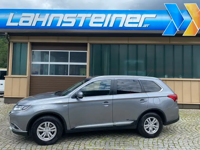 Mitsubishi Outlander 2,2 DI-D AS
