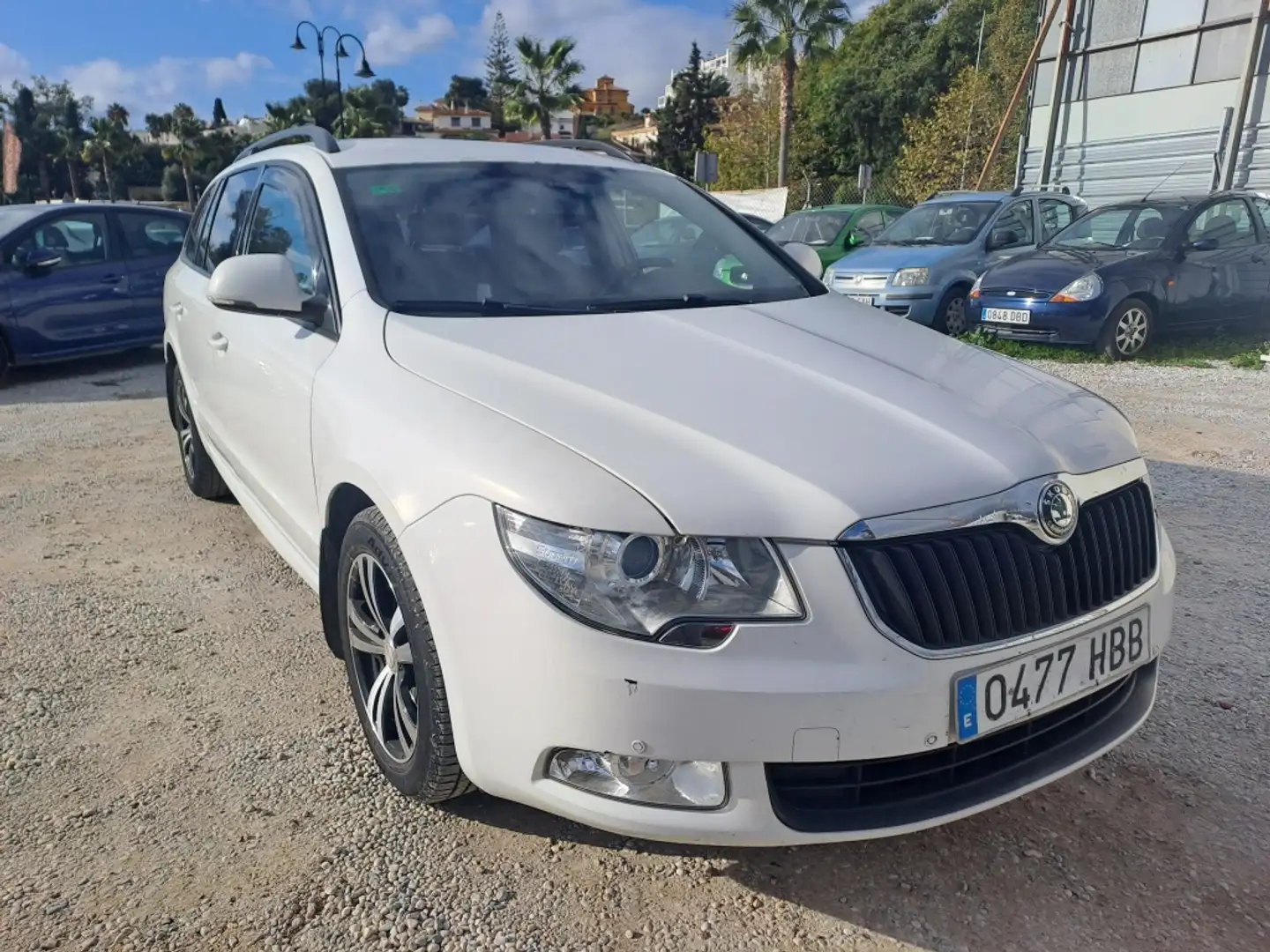 Skoda Superb Combi 1.6TDI CR Ambition Blanco - 1