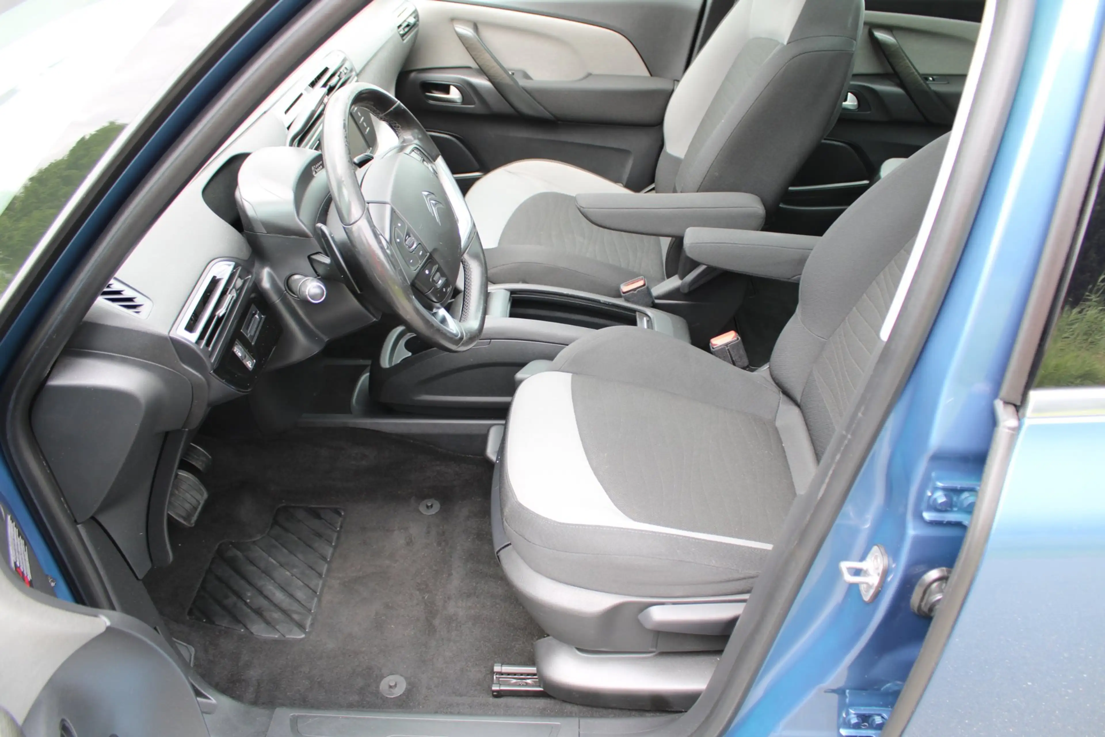 Citroen C4 Picasso 1.6 e-THP Business Automaat — photo 12